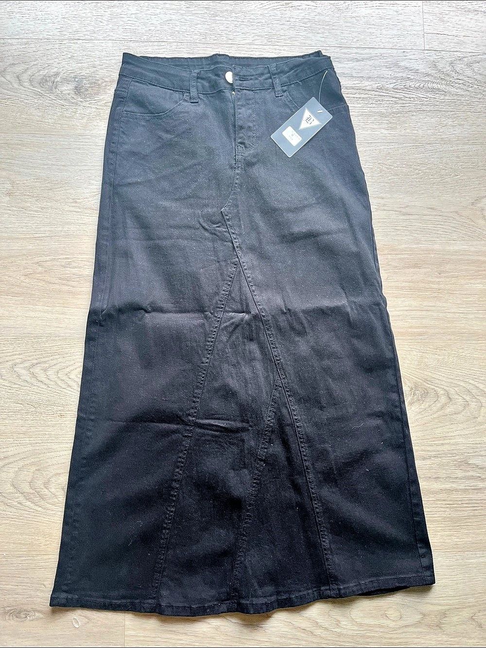 Rip Curl Denim Midi Skirt in Black Size Medium NWT
